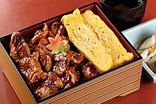 水郷若鶏 鳥重（吸物付）　1,650円